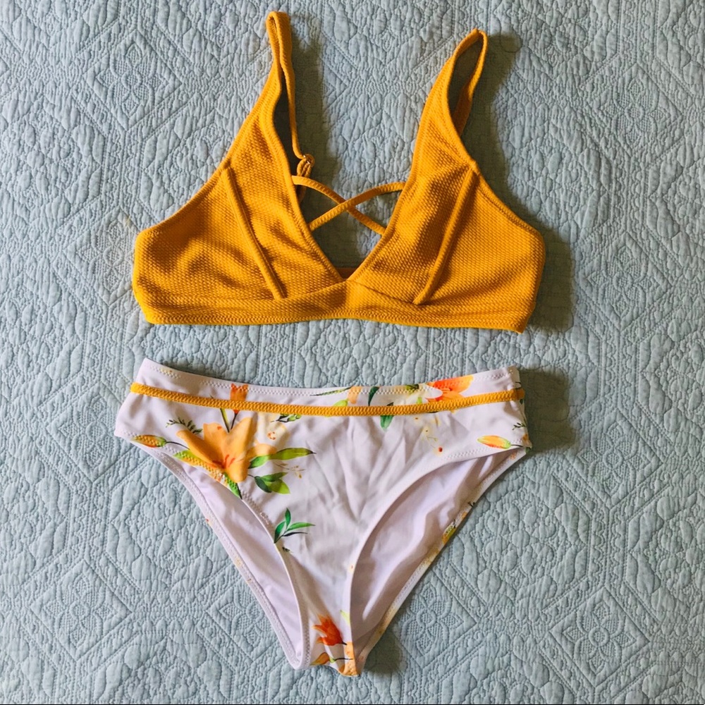Cupshe Sunny Bay Bikini